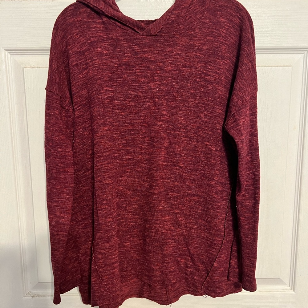 Aerie maroon size medium sweater